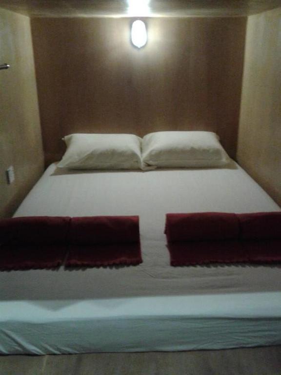 Skypod Boutique Hostel Kota Kinabalu Rum bild