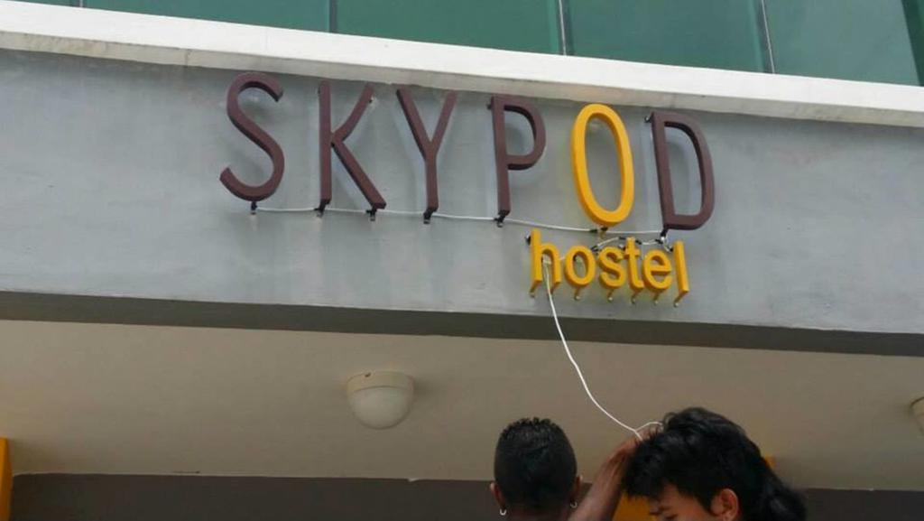 Skypod Boutique Hostel Kota Kinabalu Exteriör bild
